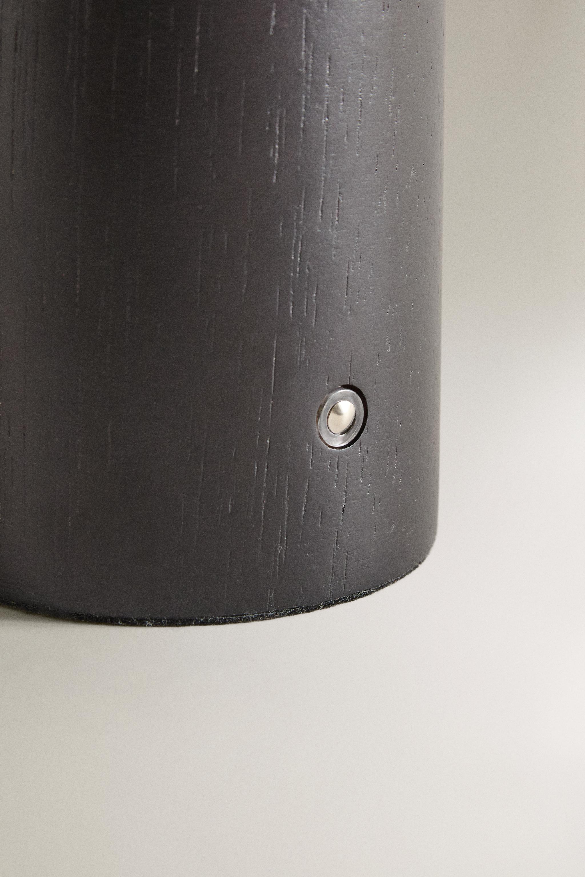 WOOD AND LINEN CORDLESS TABLE LAMP